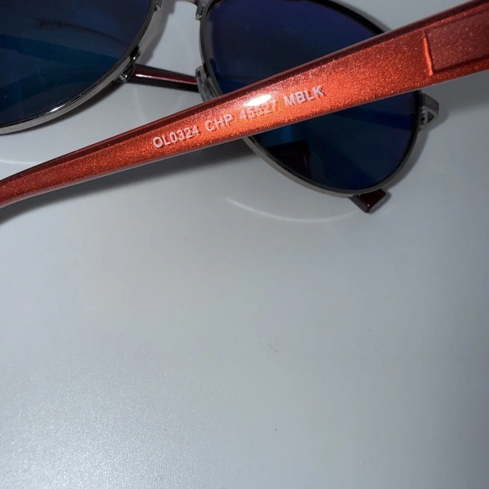 Lot of 2 pairs Authentic Chaps x Foster Grant Sunglasses- Silver & Black Aviator